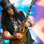 1 Slash live in, tags: von guns n’ - CC BY-SA